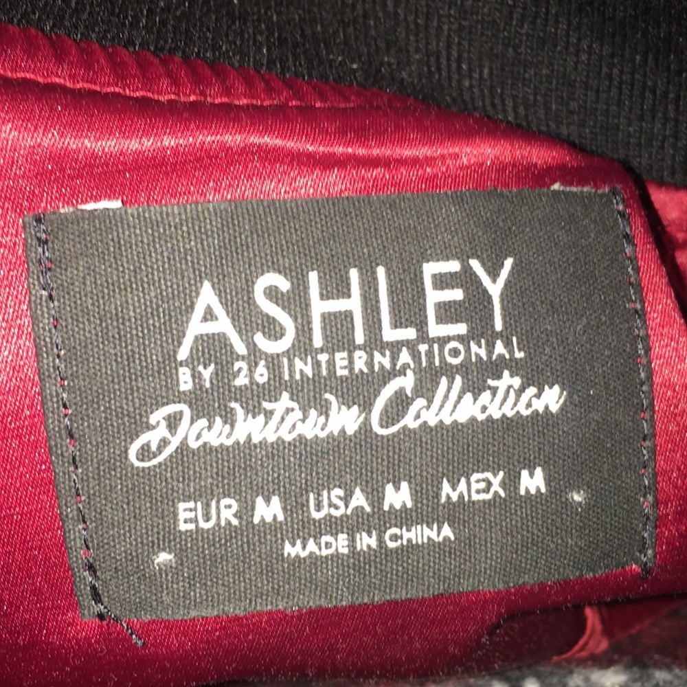 Bomber jacket - Picture 4 of 4